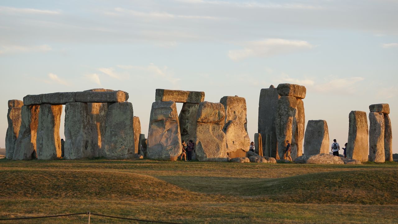 Acoustic Architecture: Your Favourite Ancient Ruins Were Basically Noise-Cancelling Headphones